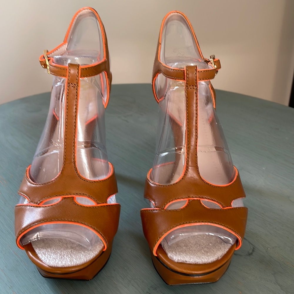 Vince Camuto Platform Heel
